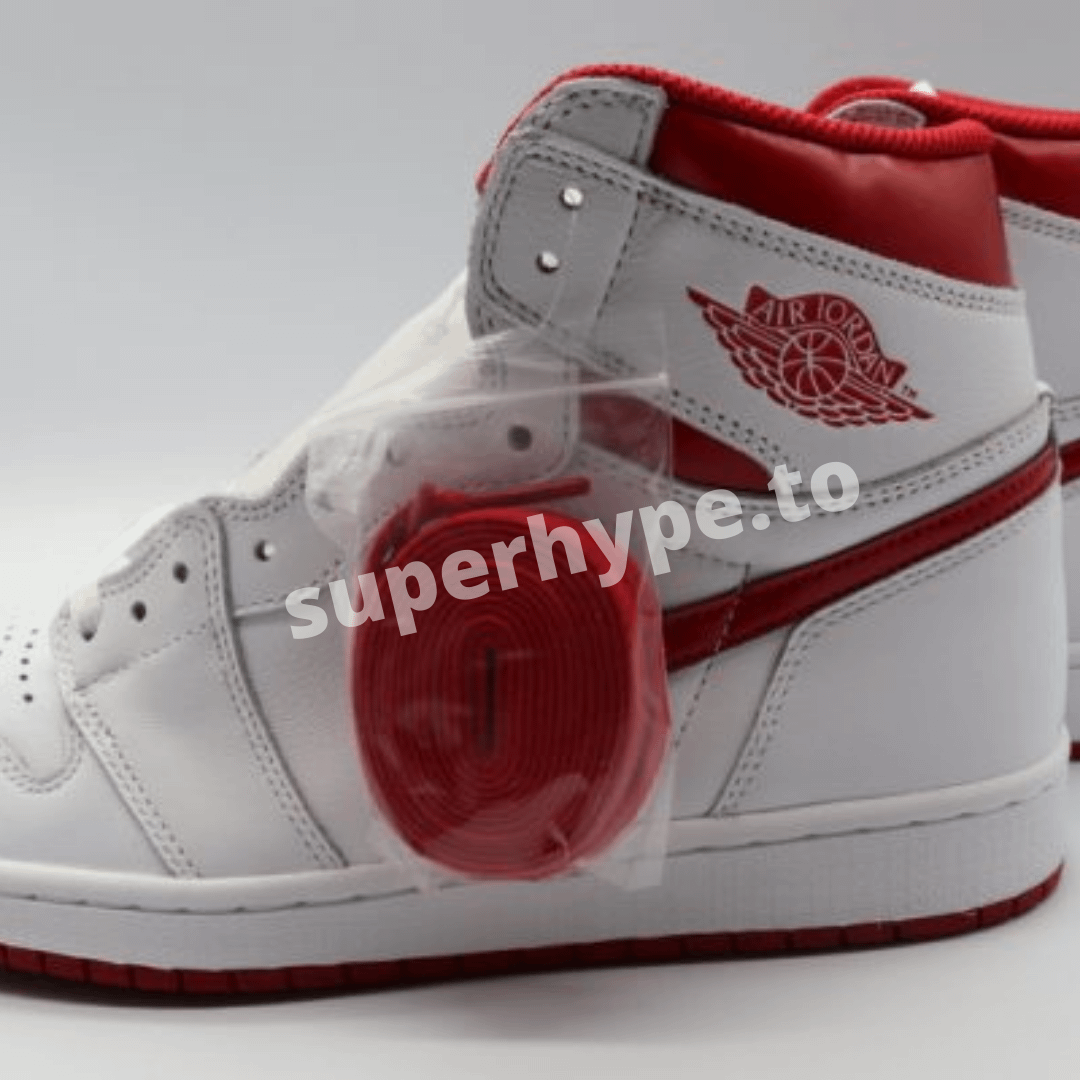 Air Jordan 1 Retro High Og Metallic Red Super Hype