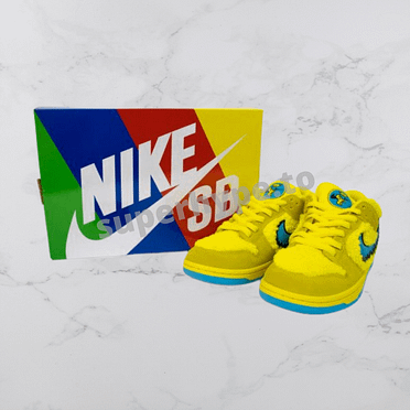 opti yellow sb dunk